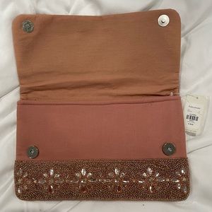 Francesa’s clutch with chain